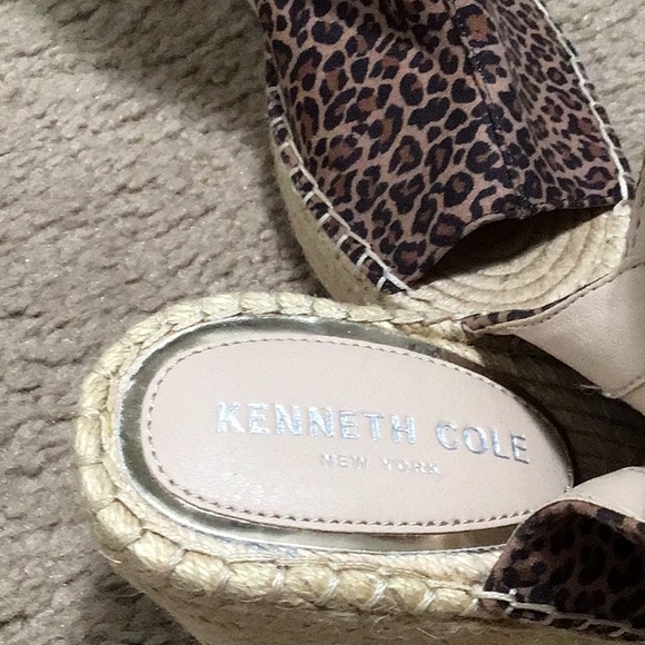 Kenneth Cole Olivia Wedges - Picture 8 of 8